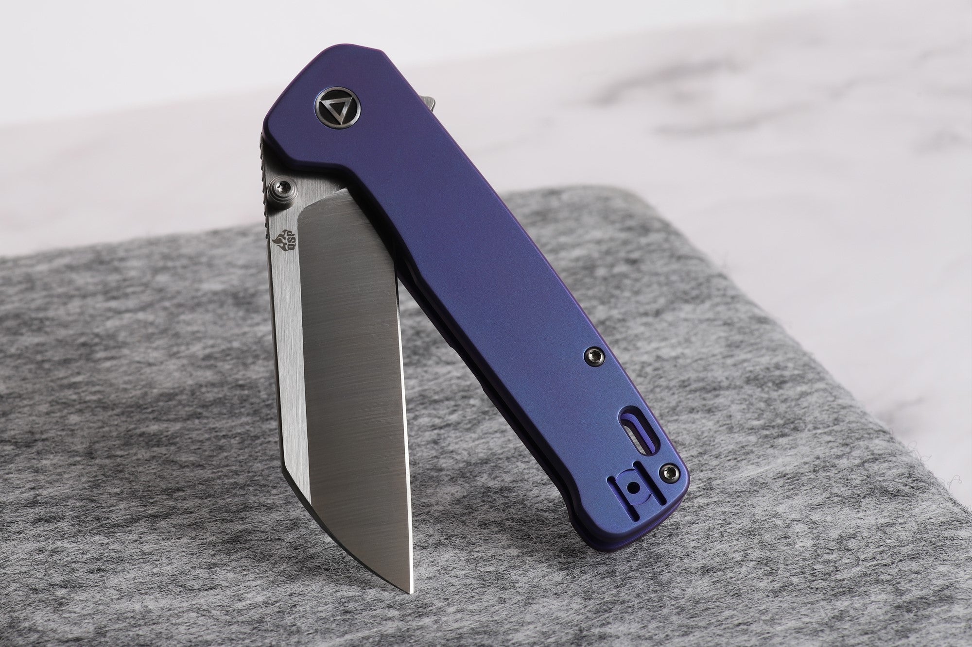 QSP Penguin Plus Purple Titanium Frame Lock (20CV Steel) – Kaviso